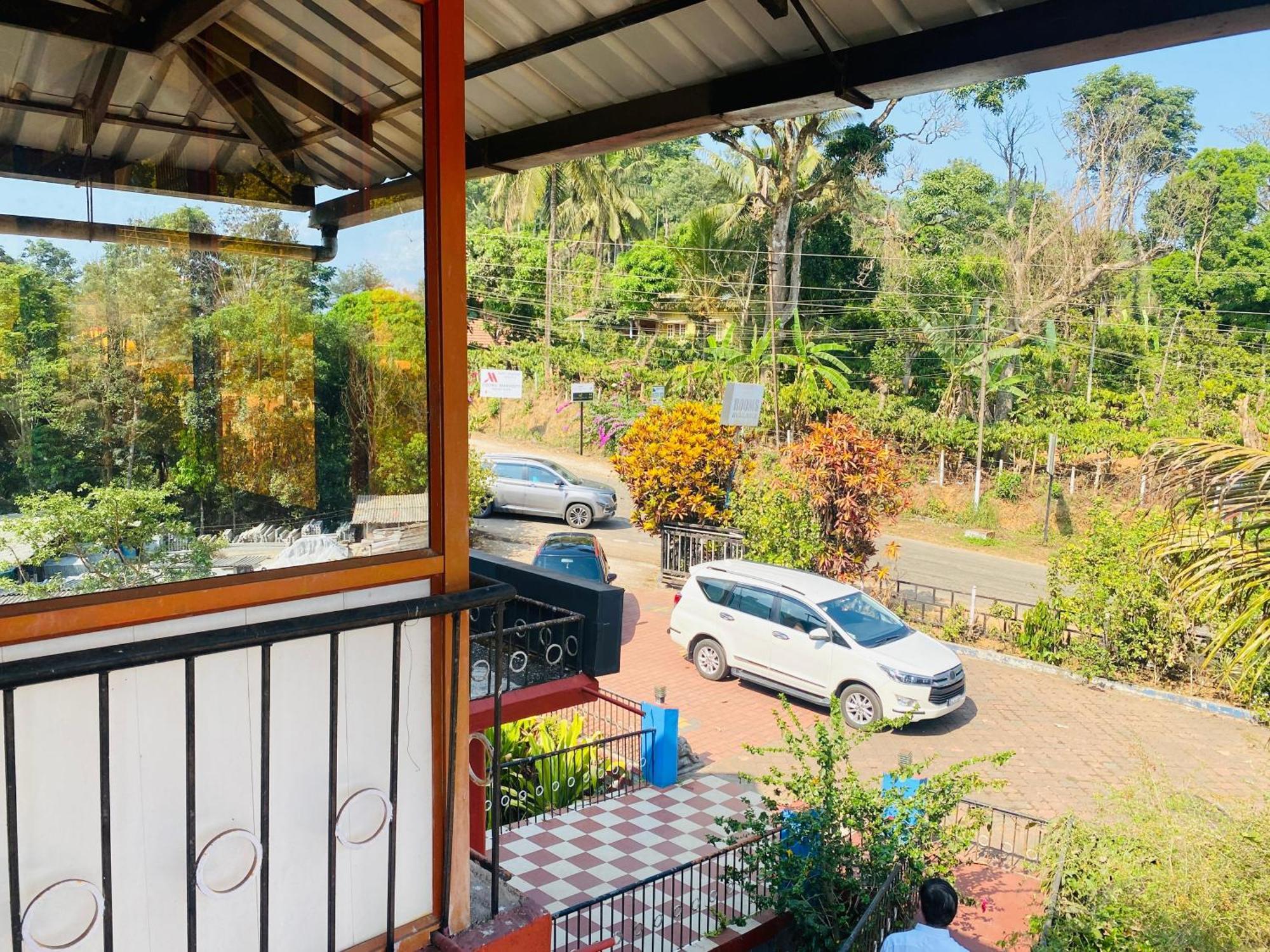 Misty Green Coorg Мадикери Екстериор снимка